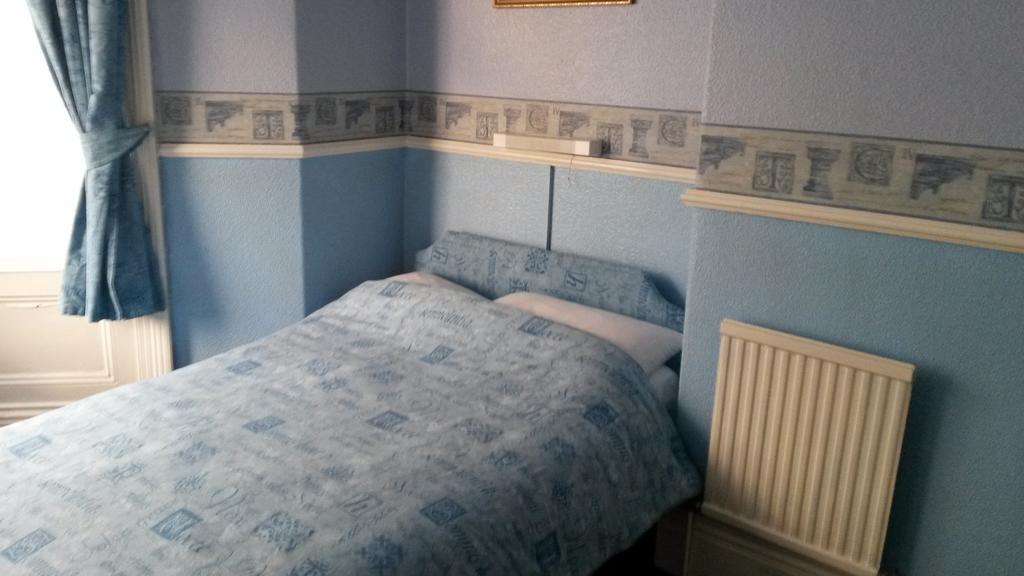 Standard Triple Room,220225544:JPEG